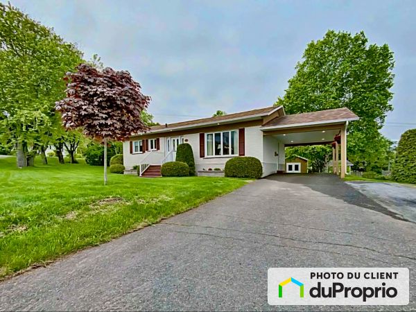 147, rue Laval, Rivière-Du-Loup à vendre