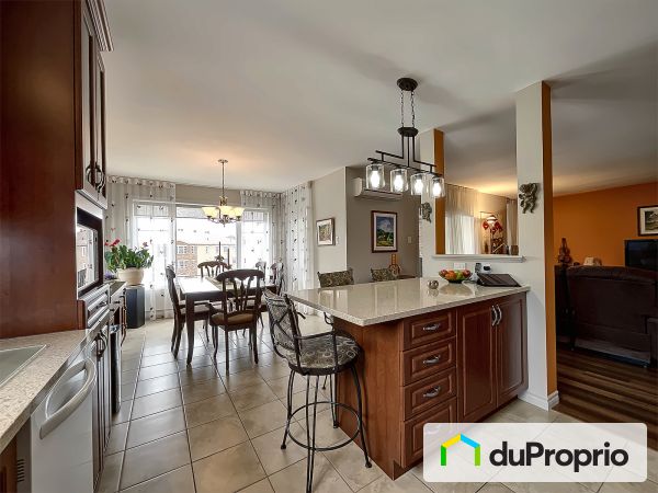 Salle à manger - 303-74, rue Quévillon, Granby à vendre