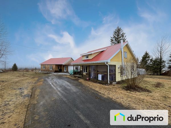42, chemin des Semeurs, St-Joseph-De-Ham-Sud à vendre