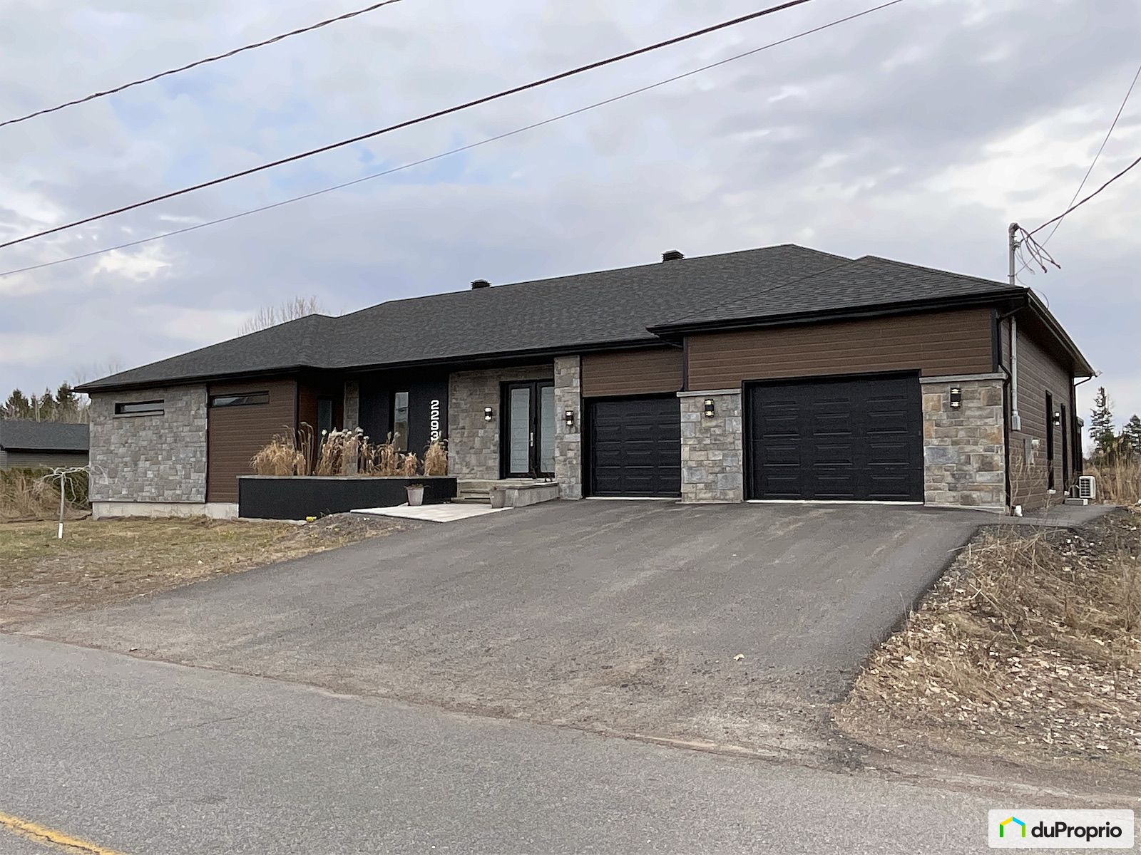 2293 Chemin Filteau — photo 1