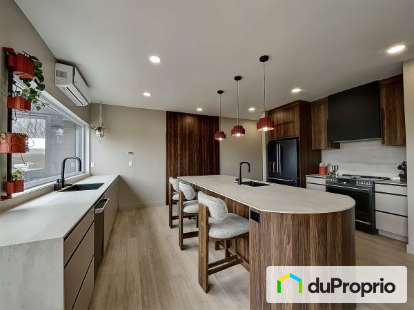 2293 chemin Filteau, St-Nicolas for sale