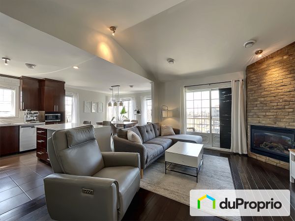 Living Room - 301-511 boulevard Saint-Luc, St-Jean-sur-Richelieu (St-Luc) for sale