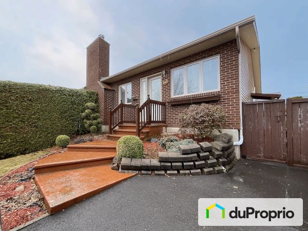 347 rue Maisonneuve, Longueuil (St-Hubert) for sale