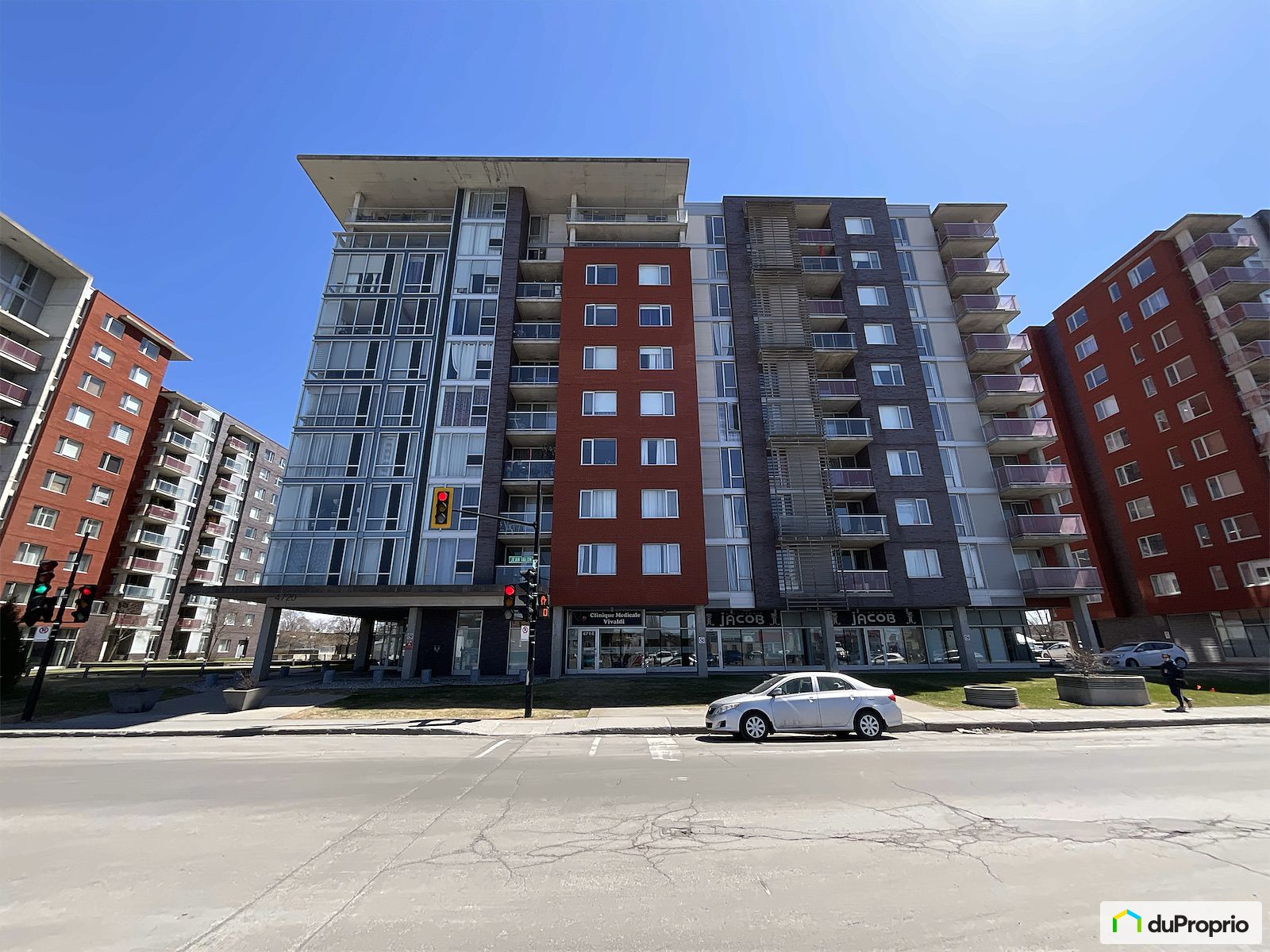 706 4720 Rue Jean Talon Est — photo 1