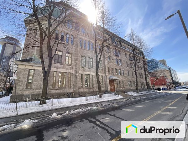 220-545, rue Jacques-Parizeau, Vieux-Québec à vendre