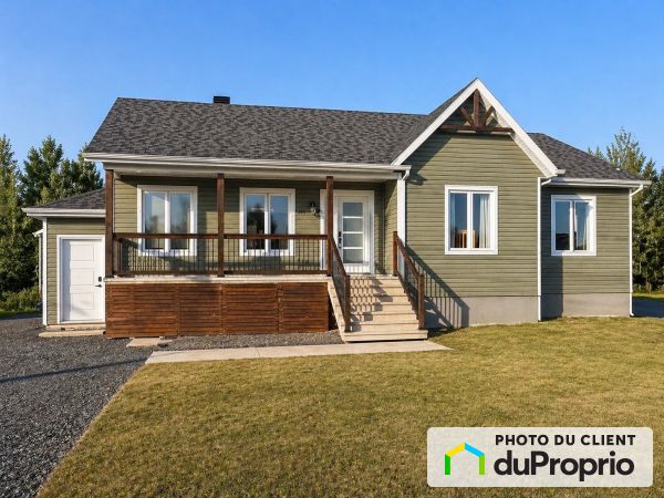 205 rue Charest, St-Janvier-De-Joly for sale