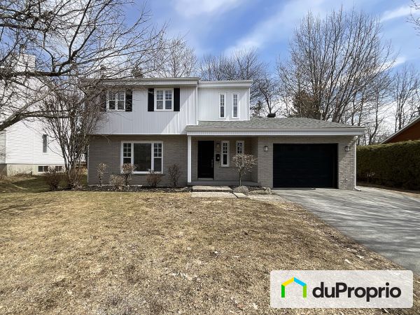 650, rue Montmagny, Sherbrooke (Jacques-Cartier) à vendre