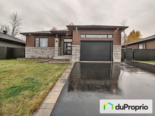 4095, rue Ovila-Demontigny, Shawinigan (Shawinigan-Sud) à vendre