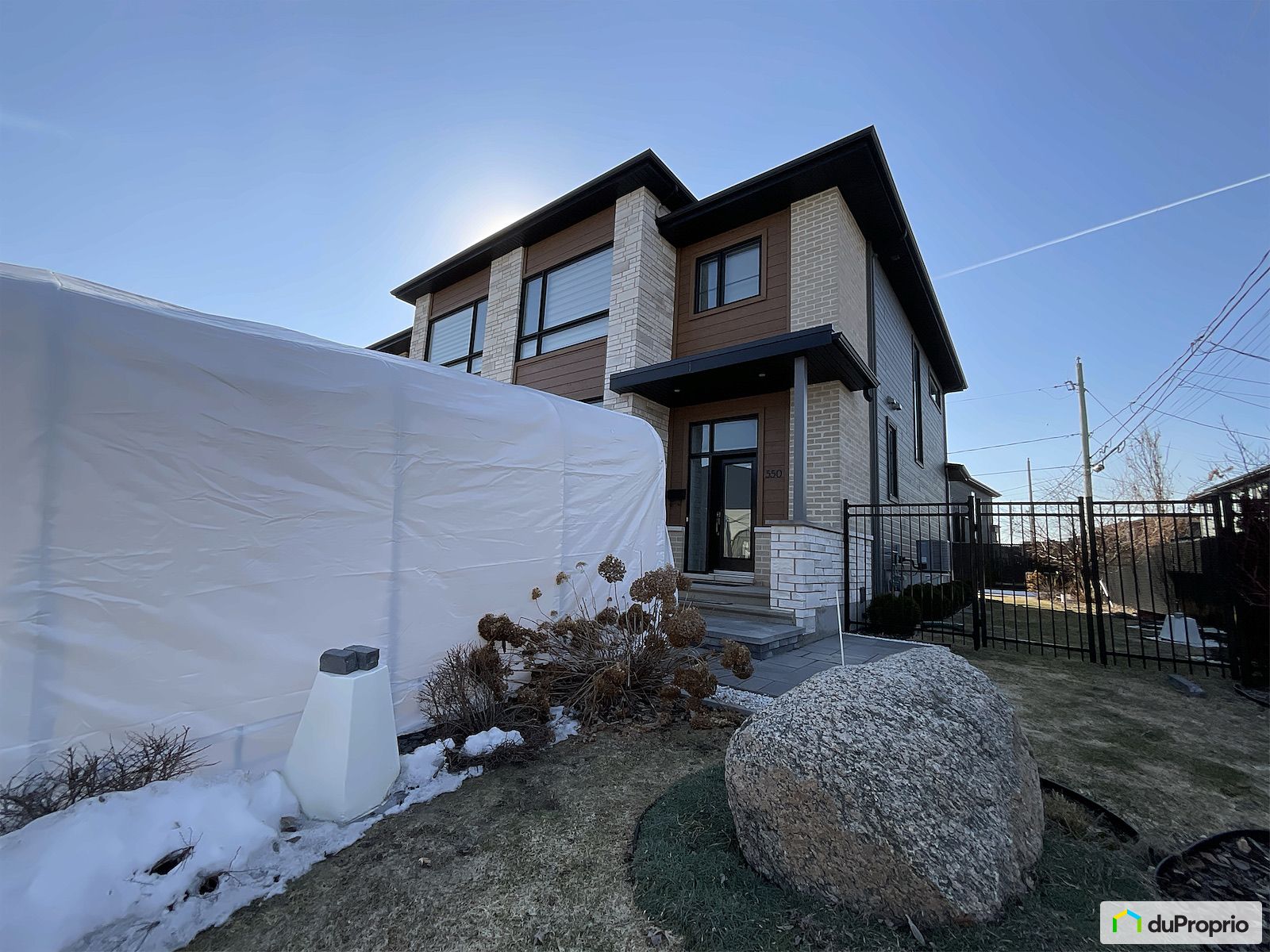 550 Rue De La Malbaie — photo 1