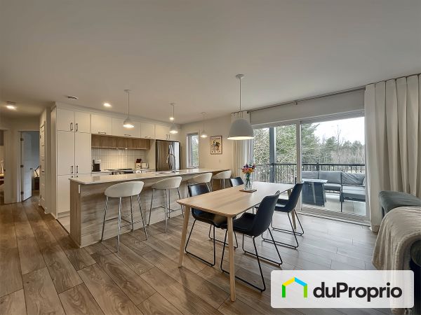 Open Concept - 201-84 rue Albert-Millaire, Cowansville for sale