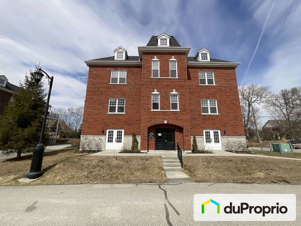 1004-1400, rue Émile-zola, Sherbrooke (Jacques-Cartier) à vendre