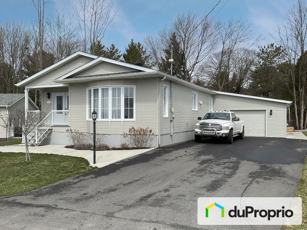 11 Rue des Tourterelles, Venise-En-Quebec for sale