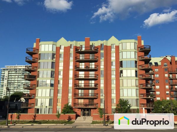 803-240 boulevard Maisonneuve, Gatineau (Hull) for sale