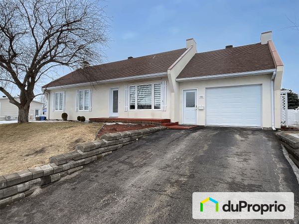 708, avenue F.-X.-Bouchard, Roberval à vendre