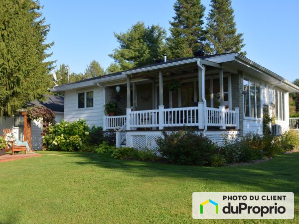 54, avenue de la Montagne, St-Jean-De-Matha à vendre