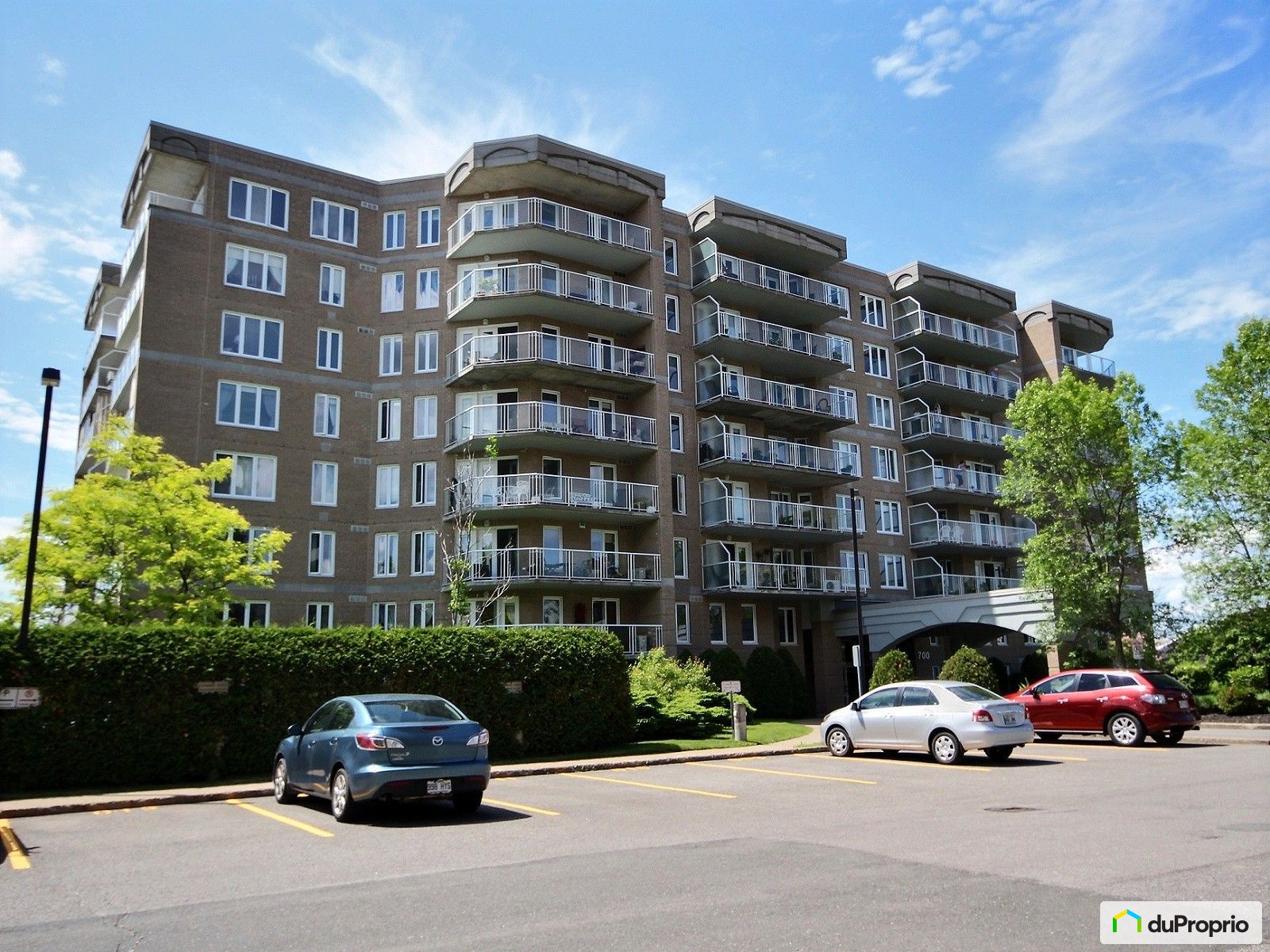 312 700 Rue Alain — photo 1