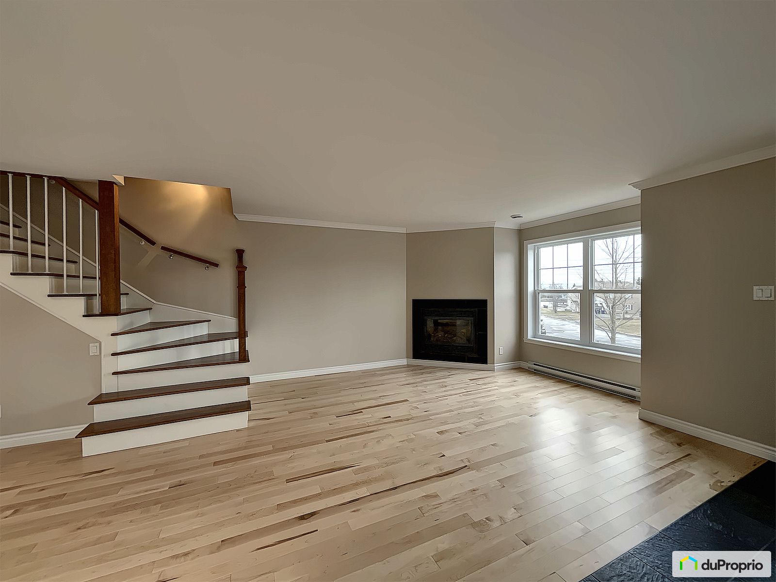 746 Rue Des Grands Vents — photo 2