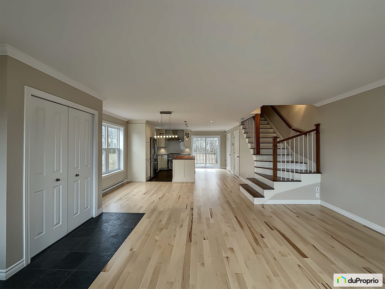 746 Rue Des Grands Vents — photo 3