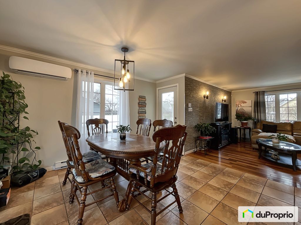 121 Rue Janelle — photo 2