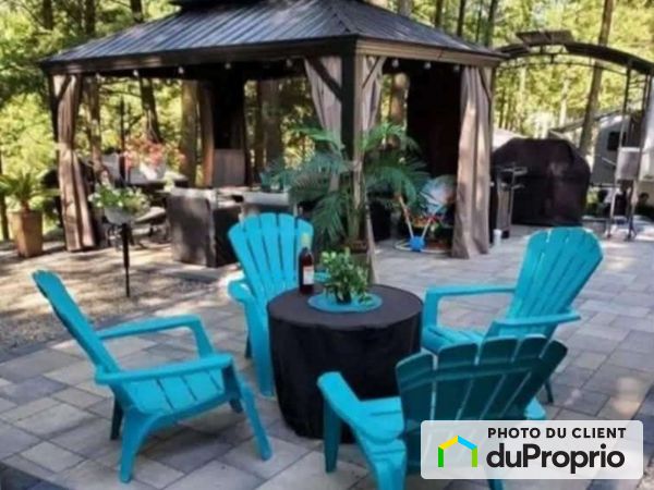 2-24, Rue Lafontaine, Bromont à vendre