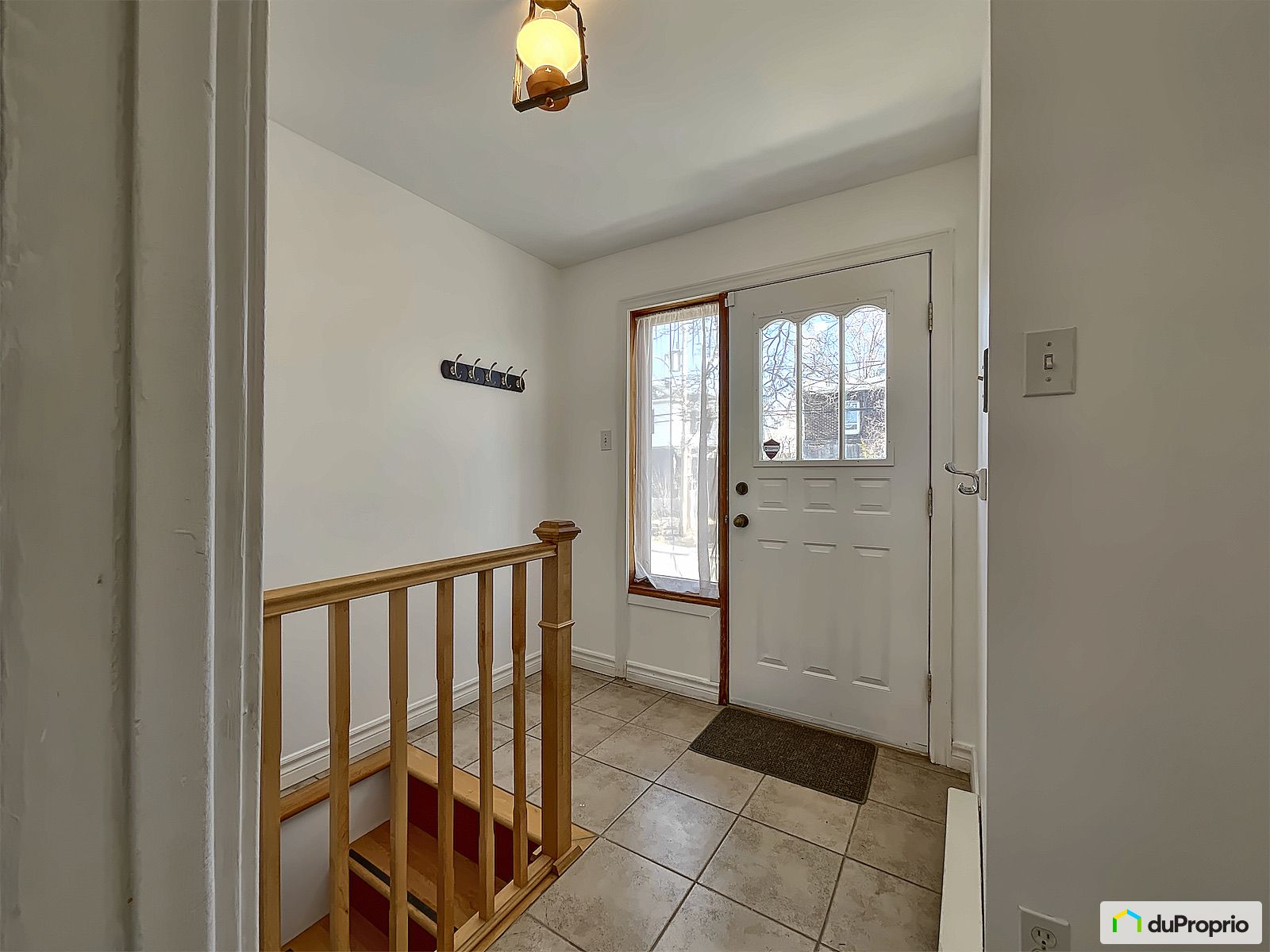 890 Rue St Alexandre — photo 3