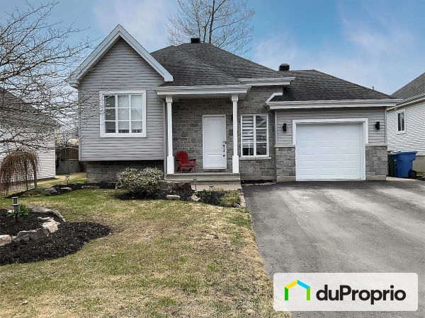 1052, rue de Condé, St-Jérôme (Bellefeuille) à vendre