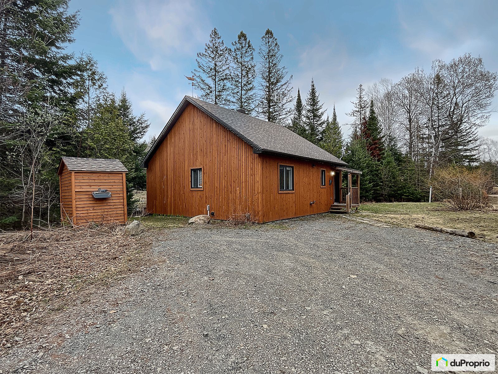 7047 Rue Du Trappeur — photo 1