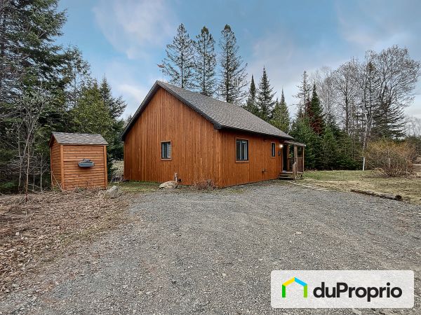 7047, rue du Trappeur, St-Michel-de-Wentworth à vendre
