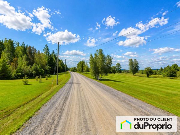 ., rue des Champs-Élysées, Magog à vendre