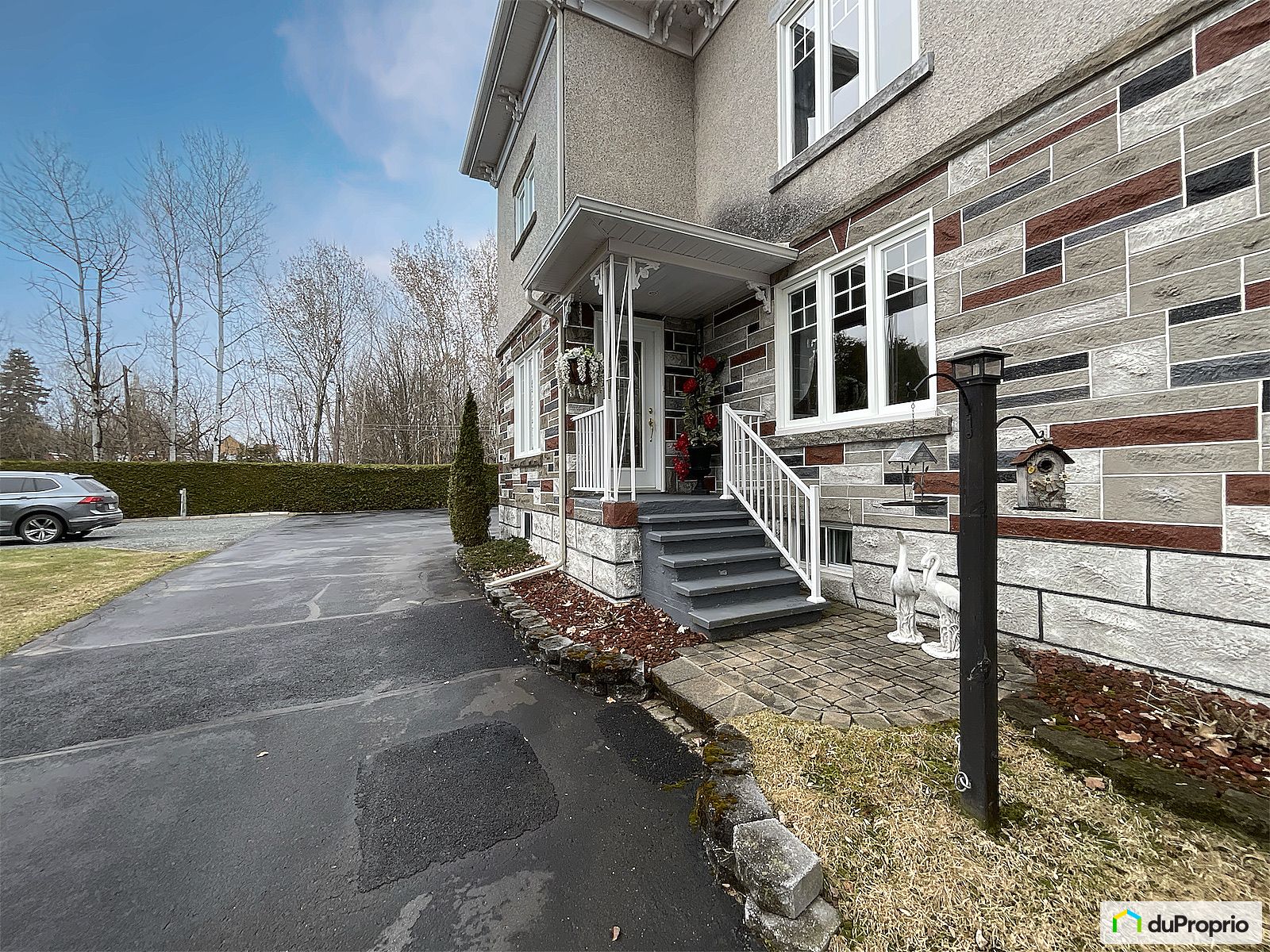 651 Rue De Quebec — photo 3