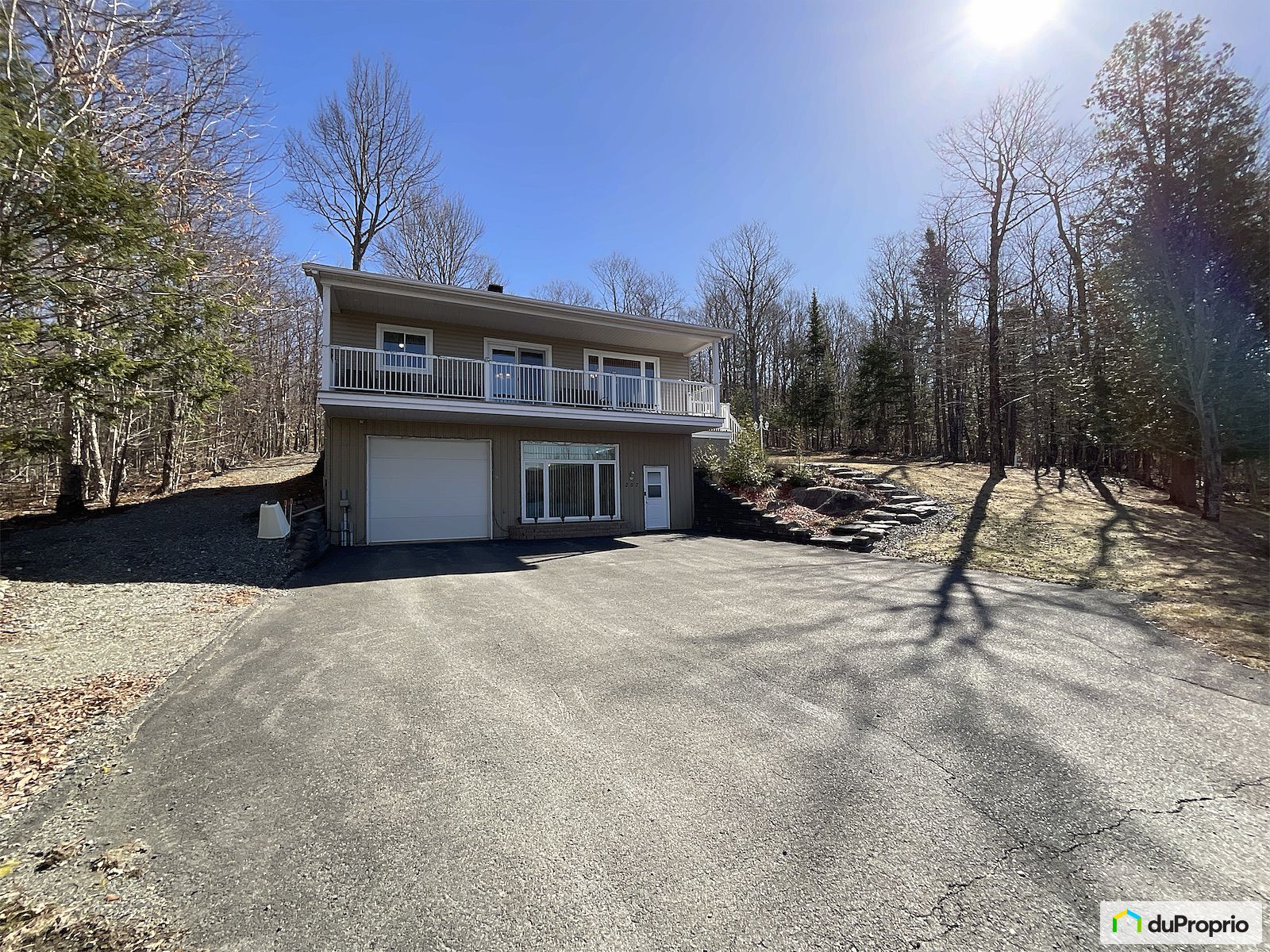 207 Chemin Lapierre — photo 1