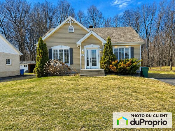 41 rue Commerciale, St-Anselme for sale