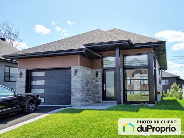 1215 Rue du Sextant, St-Nicolas for sale