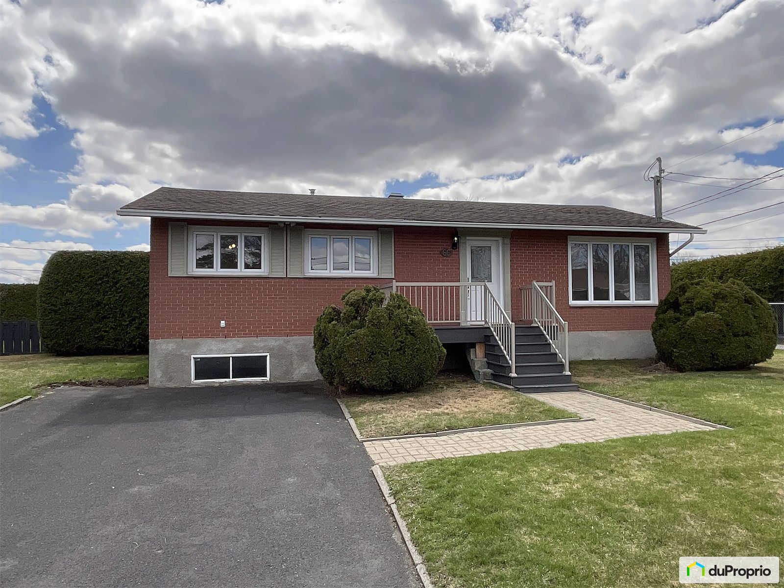 66 Rue Longueuil — photo 1