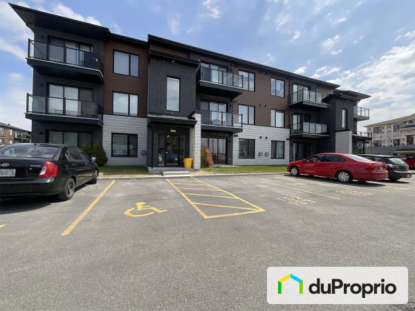 302-133 rue Michel-Choinière, Salaberry-De-Valleyfield for sale