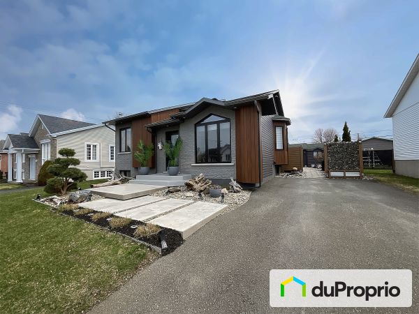 449, rue Gince, Granby à vendre