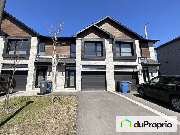 8861, rue de l'Apothicaire, Mirabel à vendre