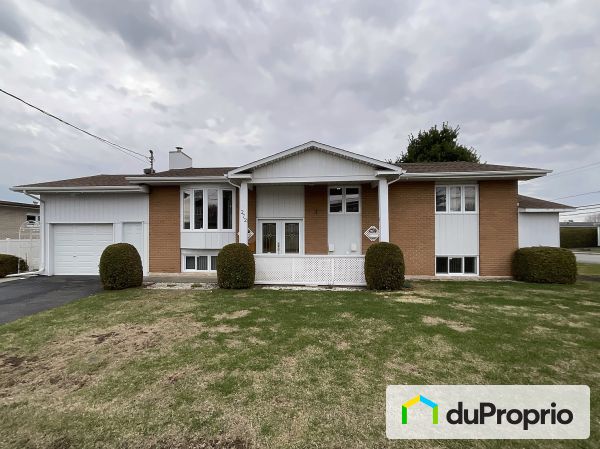 272, rue Saint-Vallier, Granby à vendre