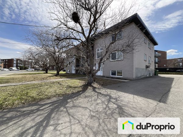 348-350-352, rue White, La Prairie à vendre