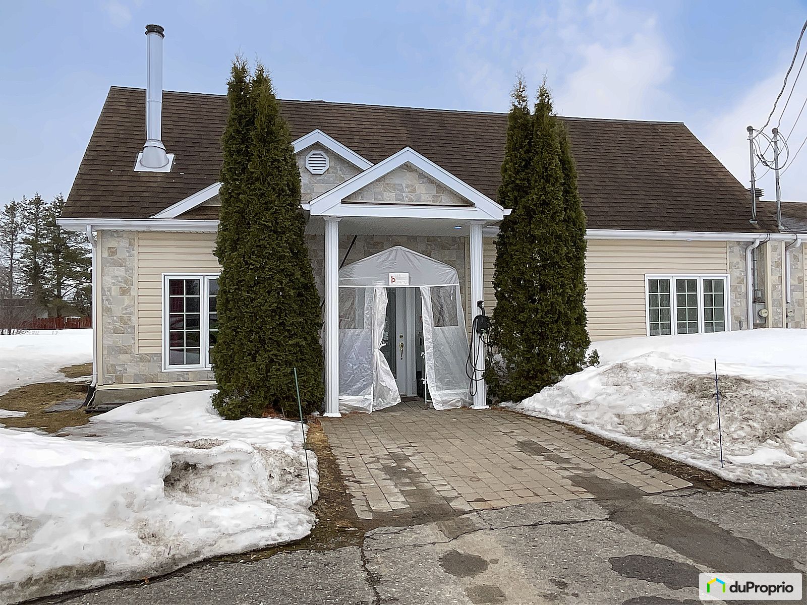 118 Rue Labonte — photo 3