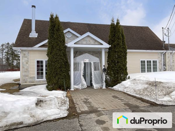 118, rue Labonté, Chicoutimi (Chicoutimi-Nord) à vendre