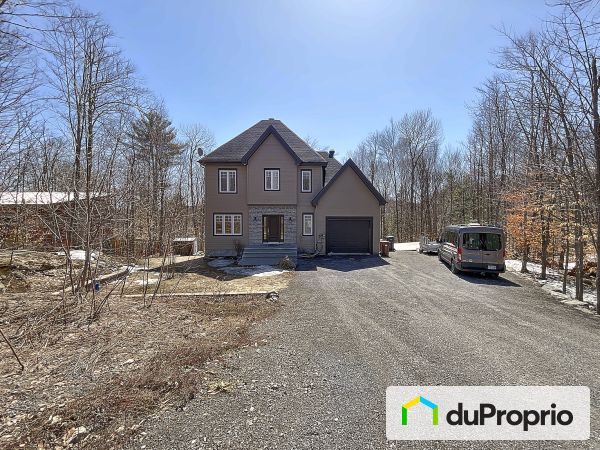 14, rue Boréale, St-Hippolyte à vendre