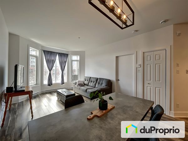 Salon / Salle à manger - 207-2615, avenue de la Gare, Mascouche à vendre
