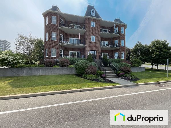 303-580, montée des Seigneurs, Granby à vendre