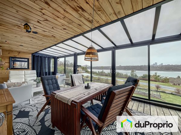 Solarium - 1435 rue des Caps, St-Romuald for sale
