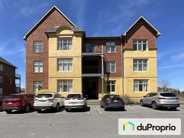 8-6110 rue de Lusa, Brossard for sale