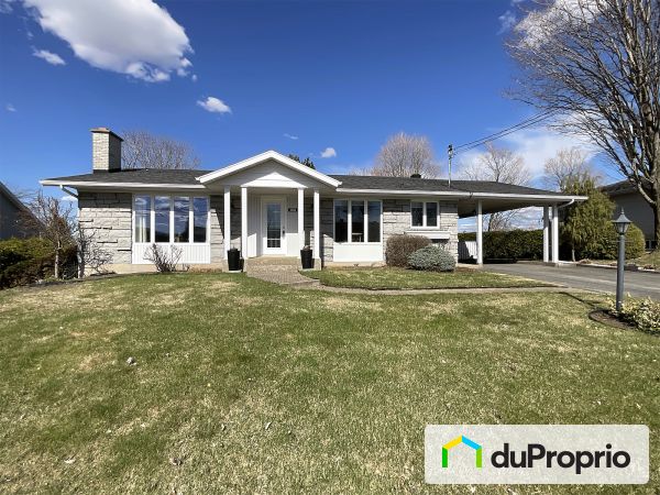 1350 avenue Forand, Plessisville for sale