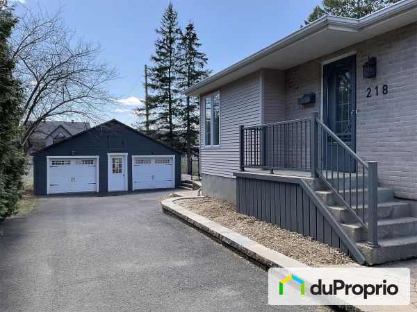 Vue côté - 218, rue Ruth, Otterburn Park à vendre