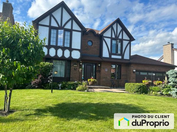320 rue François-de Lévis, Gatineau (Hull) for sale