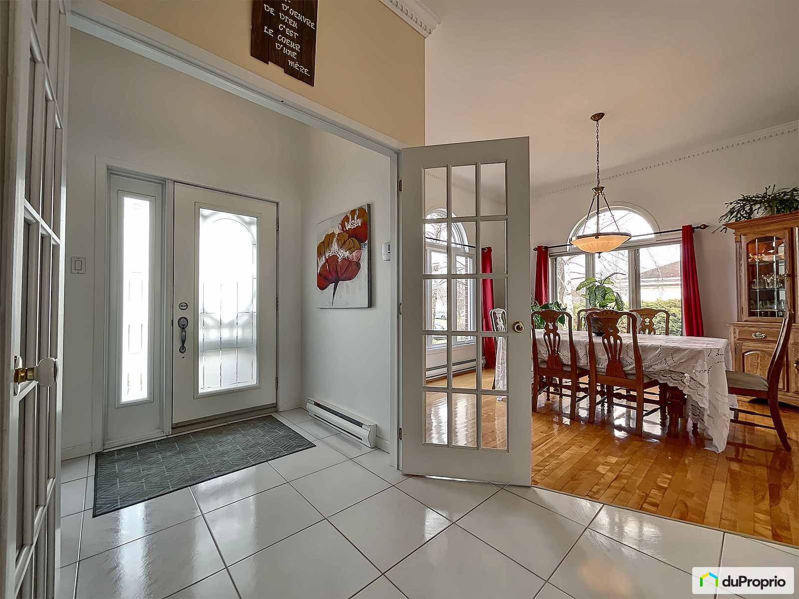 294 Rue Beauchesne — photo 3